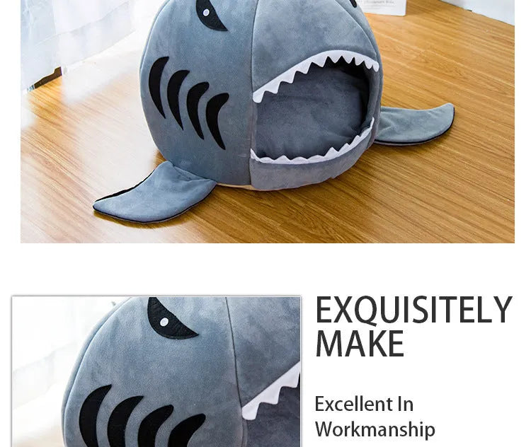 Shark-shaped pet bed for small dogs and cats in crystal velvet fabric with three size options
