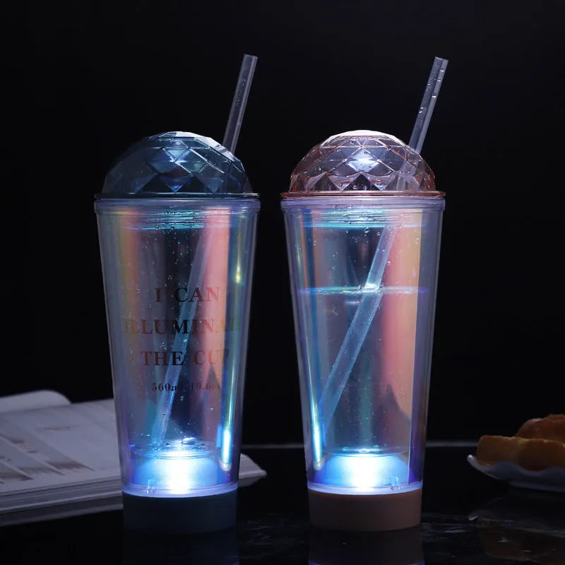 560ml plastic coffee cup with double straw, colour change design, shown in white, blue or pink