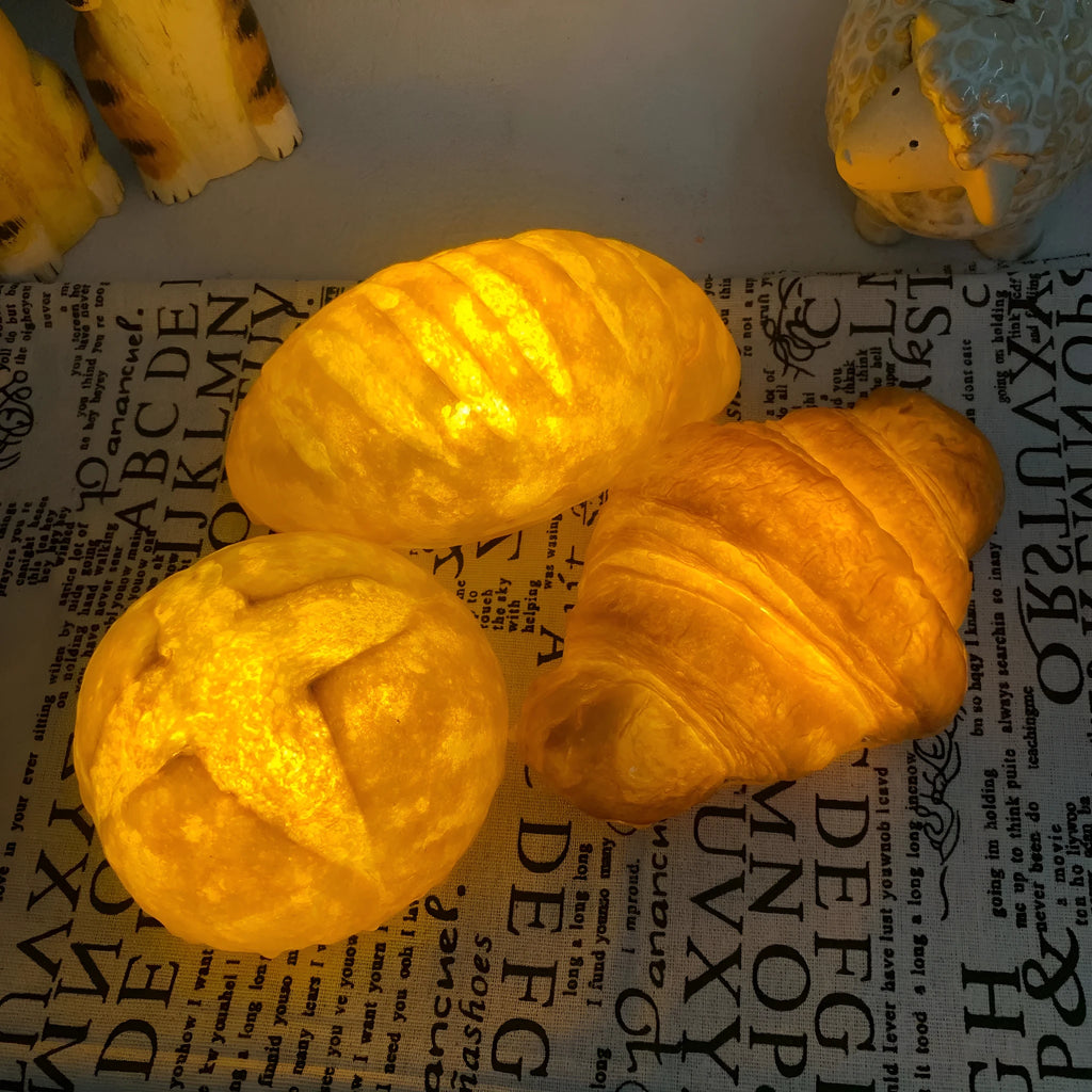 Simulation croissant bread LED night light with battery operation for room decoration