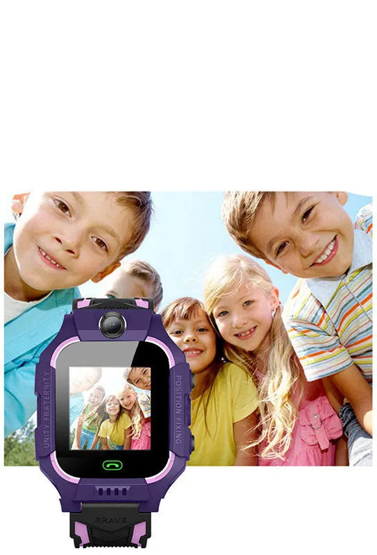 Z6 Q19 children's smart phone watch with 1.44-inch touchscreen in green, purple, or red colour options