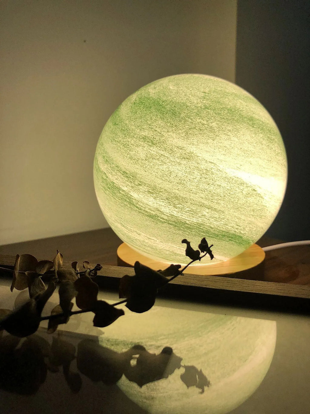 Nordic style USB-powered bedside table lamp with glass shade in choice of seven colours