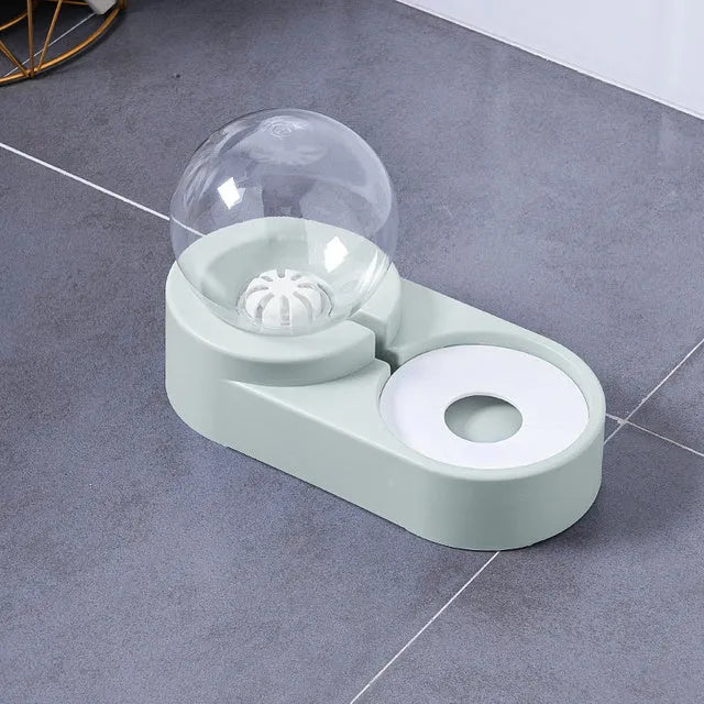 Double-layer pet feeding bowl with 1.8L automatic water dispenser in pink or blue, size L47 x W16 x H23cm