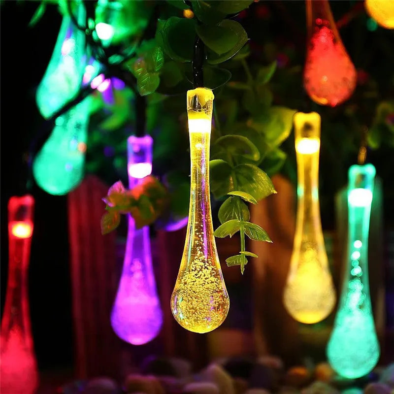 LED outdoor water drops solar lamp string lights showing bubble drop pendants on 6.5m waterproof garland