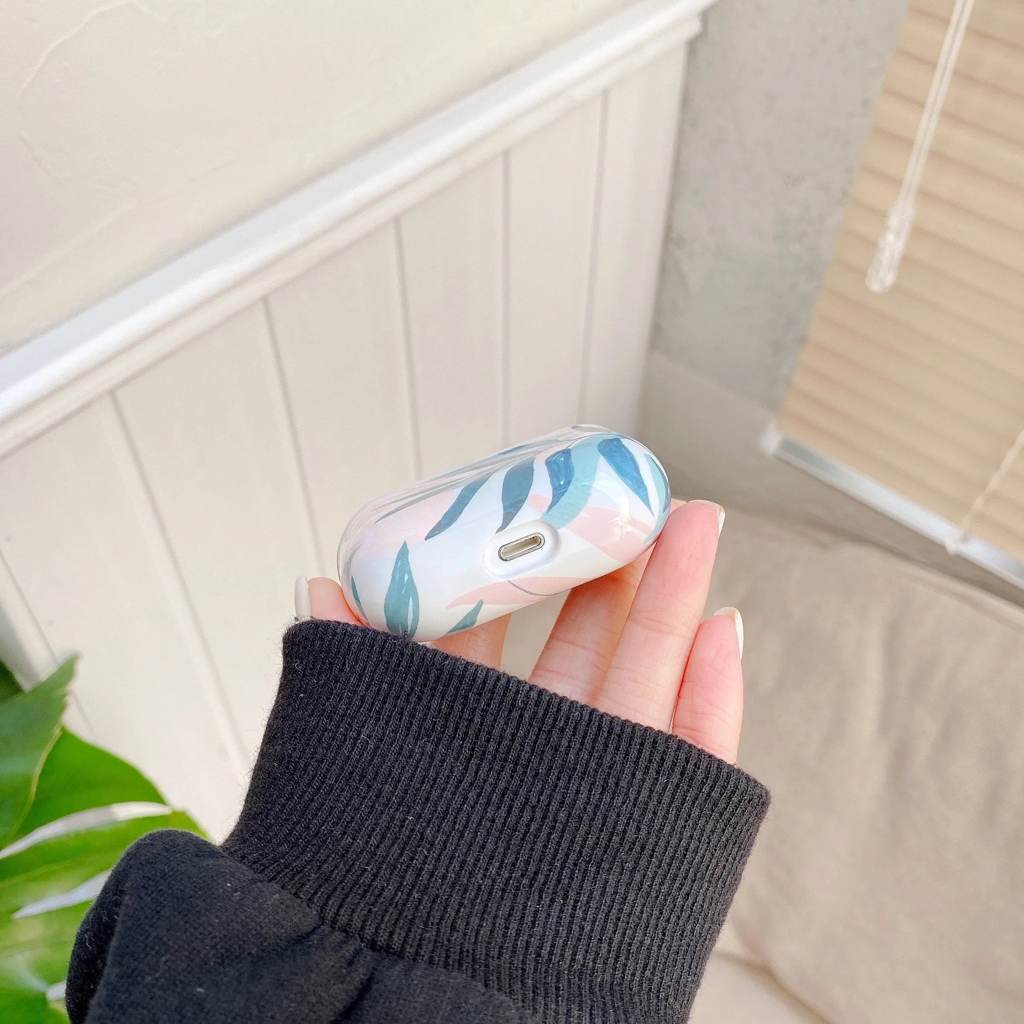 Blue banana leaves tropical design AirPods protective case for AirPods 1/2 generation and AirPods Pro models