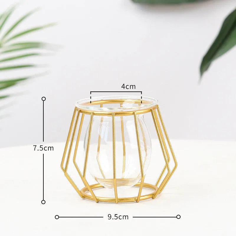Glass and iron Nordic desktop ornament in black or gold with diamond, hexagonal, round or line shape