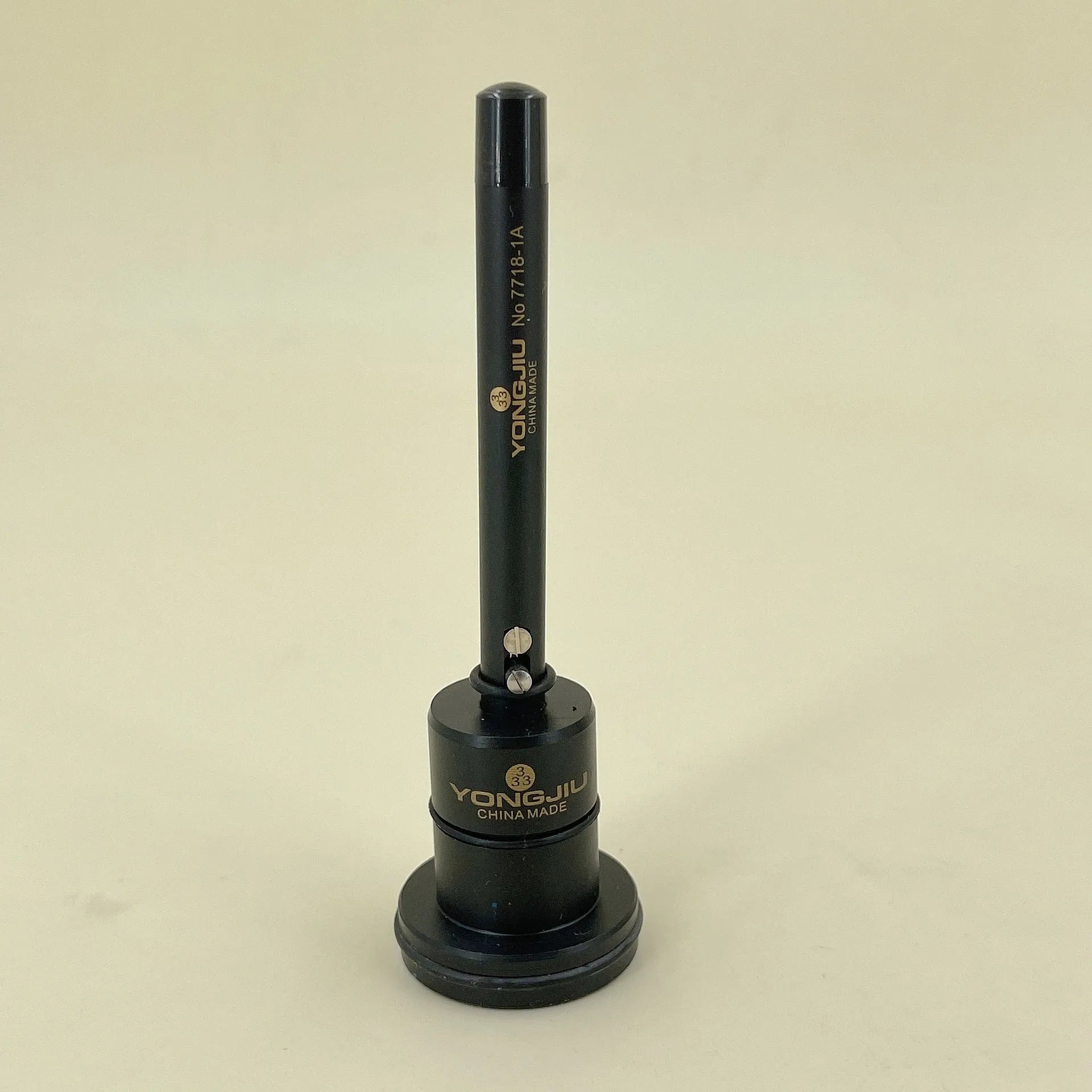 A professional watch repair oiling pen for precise lubrication, showing model options 7718, 7719, and 7720.
