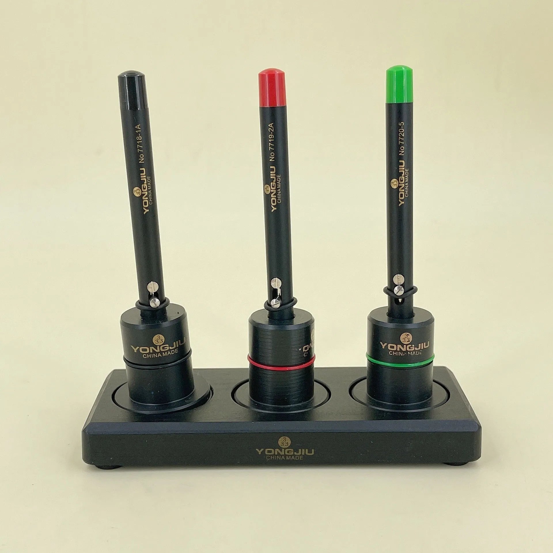 A professional watch repair oiling pen for precise lubrication, showing model options 7718, 7719, and 7720.