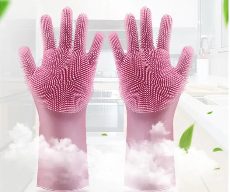 Silicone heat-resistant cleaning gloves in blue, showing non-slip surface and size of 357mm by 165mm
