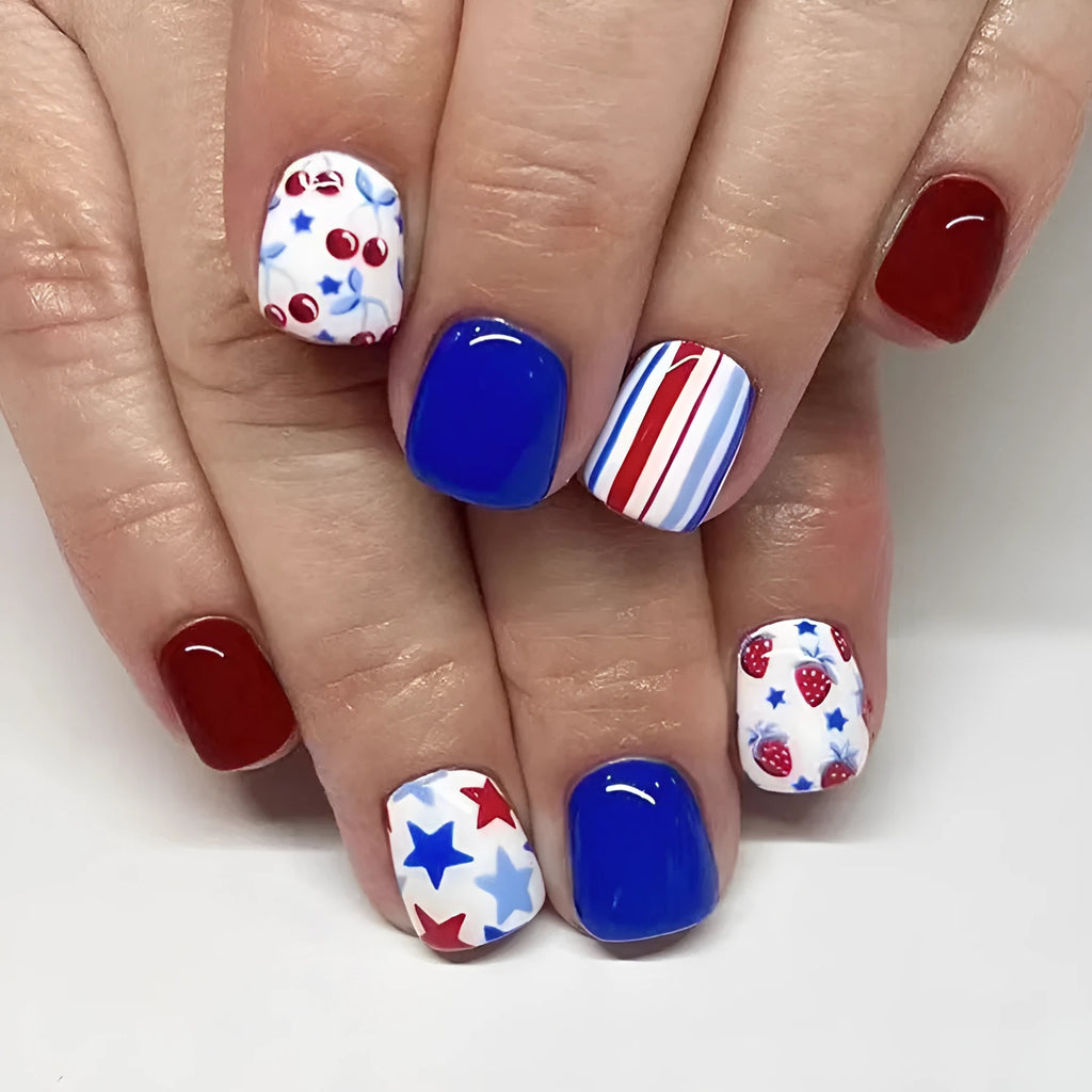 Short glossy nail stickers with strawberry and cherry patterns for Independence Day, 24-piece set