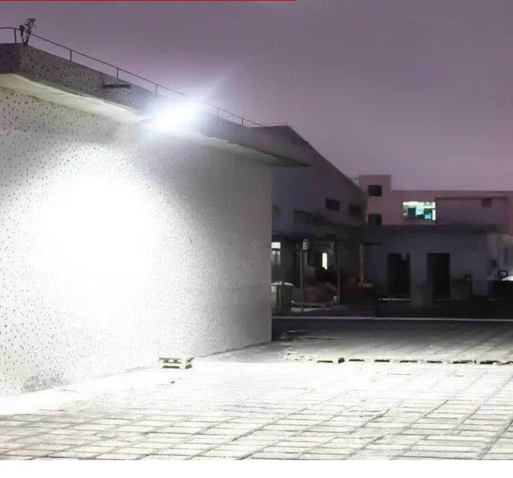 Black solar street light with motion sensor for outdoor gardens, showing PIR detection and solar panel