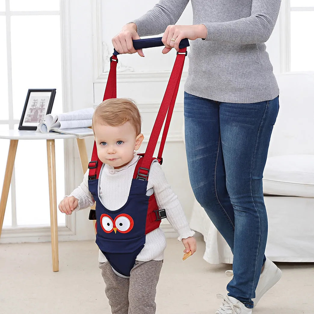 Baby walking harness belt in cotton with adjustable lift and pull functions for toddler walking practice
