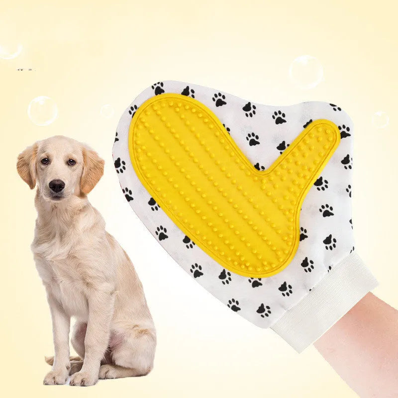 White silicone and cloth pet brush glove, 25 x 17cm, for cat and dog grooming and bathing