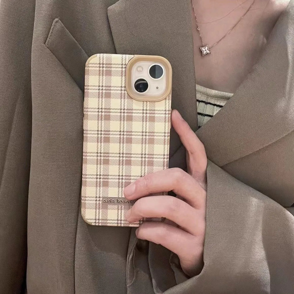 Curry Qianniao TPU phone case with cartoon pattern for iPhone, rear cover in Curry Thousand Birds or Curry Checker