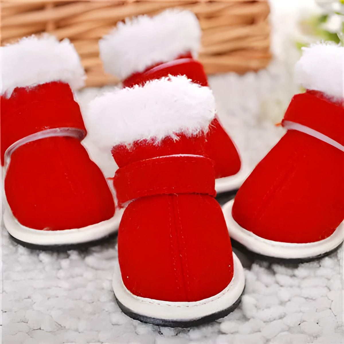 Red cotton pet shoes in sizes S to 2XL, shoe length 4.5 to 6.5 cm, width 3.2 to 5 cm