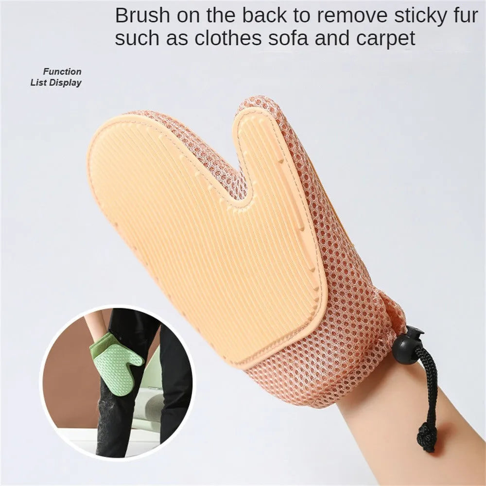 Cat hair removal glove in dark blue, measuring 21cm by 5.5cm, with mesh and TPR materials for grooming.