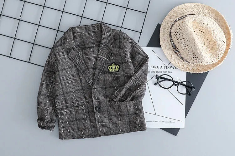 Children's three-piece suit in cotton knit fabric with coat, trousers and t-shirt
