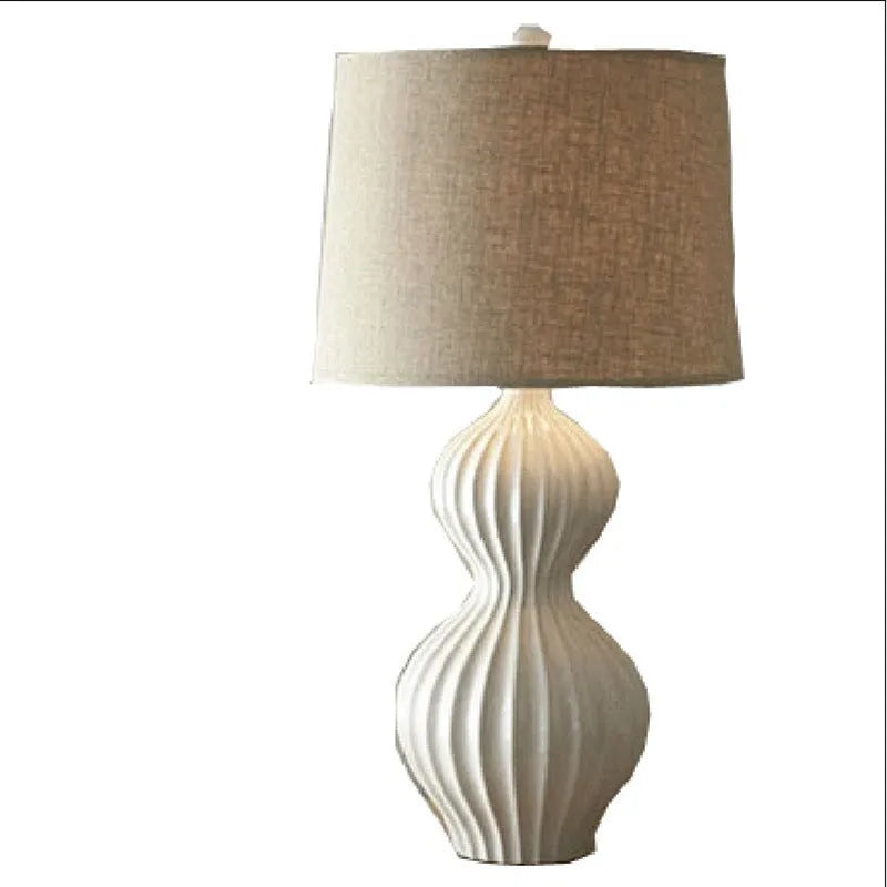 Ceramic table lamp with fabric shade in American country style