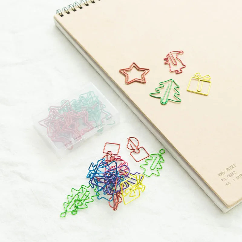 Christmas creative special-shaped colour paper clips set of 18 pieces with mixed festive colours