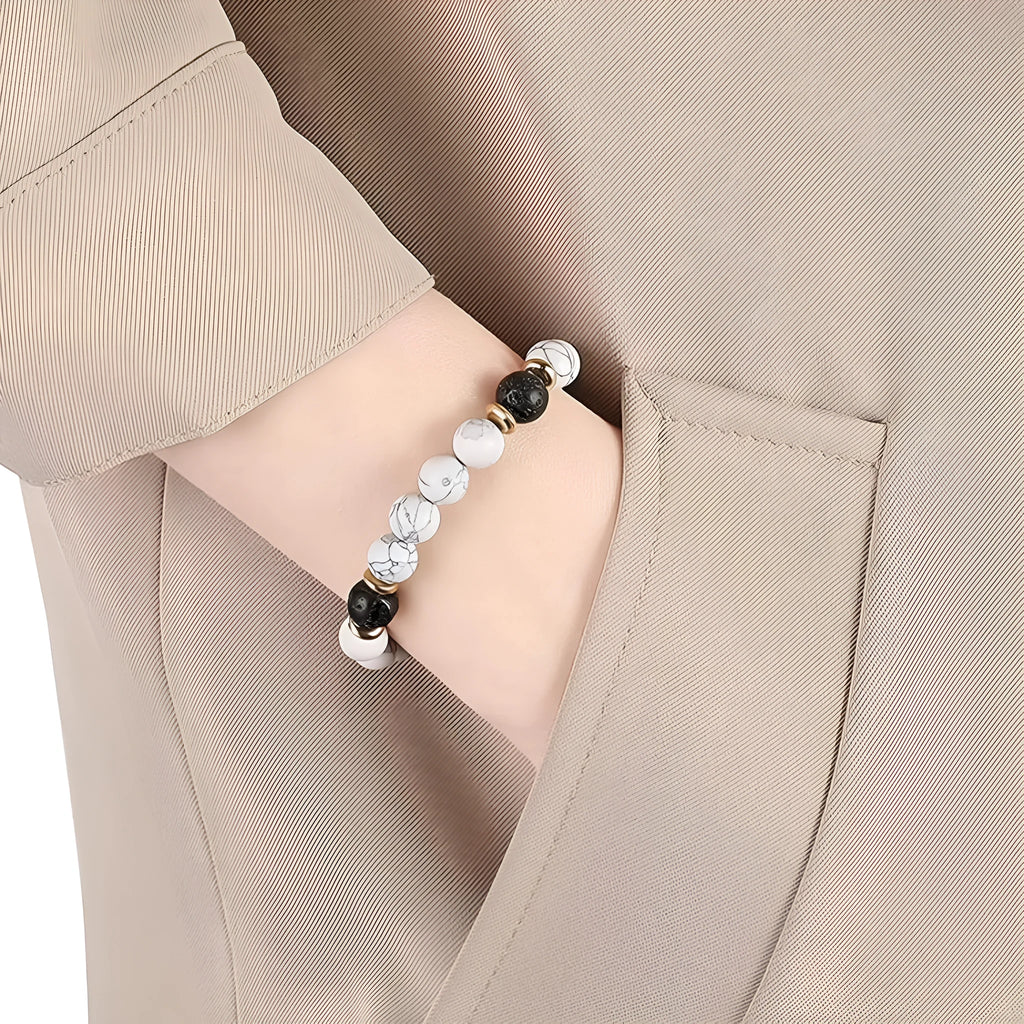 6cm alloy bracelet with natural stone elements in volcanic, tiger eye, or pine wood variations
