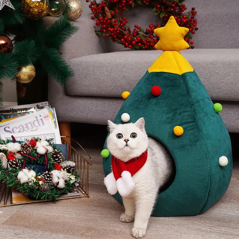 Christmas tree-shaped plush cave pet bed for cats and dogs with detachable cover in three available sizes
