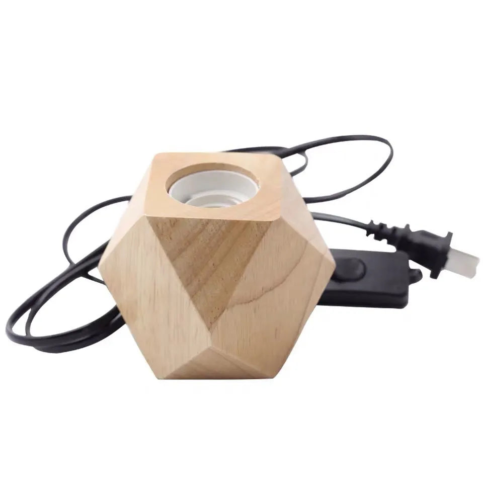 Retro wooden lamp holder measuring 75x80mm with hanging wire, available in square or diamond designs