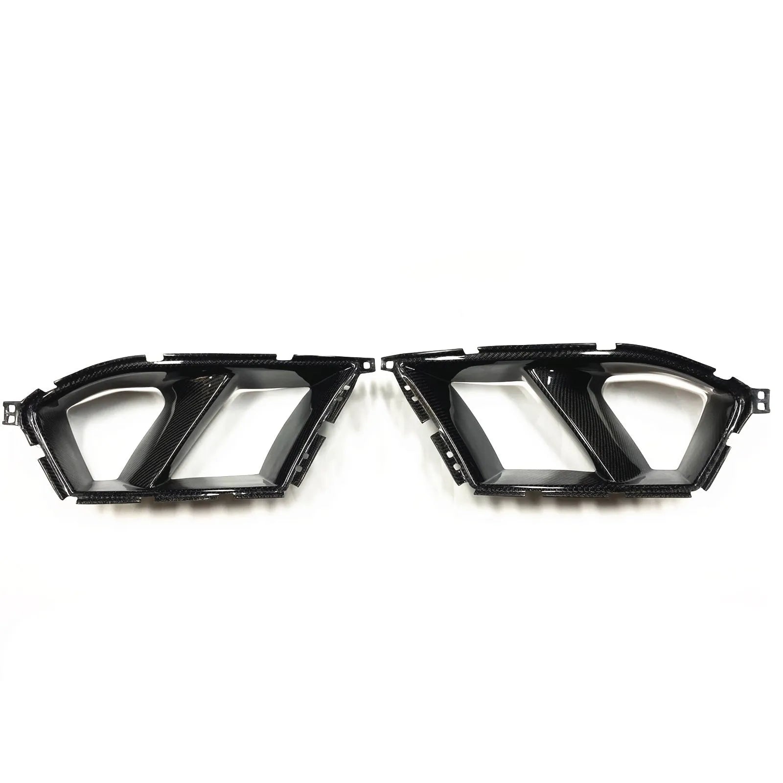 Dry carbon fibre front bumper grille with 3K weave for BMW M3 M4 G80 G82 models in black.