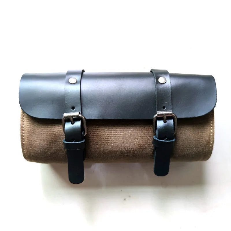 Camel Bag Knight Messenger Bag in cotton with 40x15x30cm dimensions and internal pockets