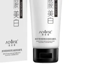 White tube of whitening and freckle removing facial cleanser, 100ml, for universal use.