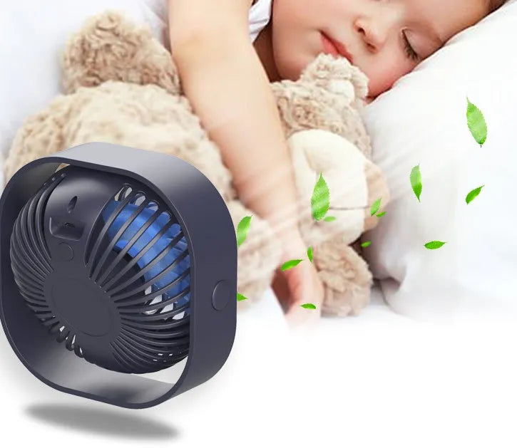 USB desk fan with alarm clock, 360-degree rotation, in pink, green, white, or deep blue, measuring 135x135x59mm