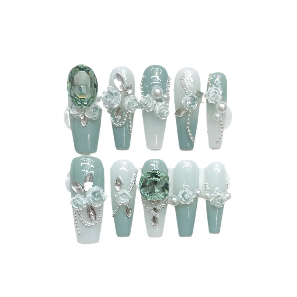 Women's camellia gradient chain nail armour set with bow and butterfly patterns, sizes XS to L, for hot girl or simple style nail art
