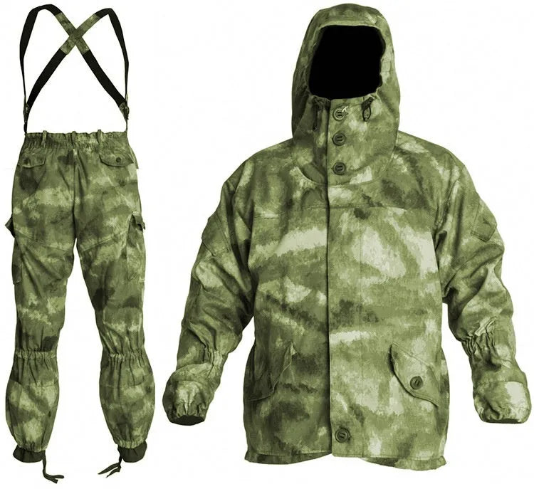 Special Forces Mountain Battle Suit in cotton blend, waterproof and windproof, for outdoor activities like hiking and climbing.