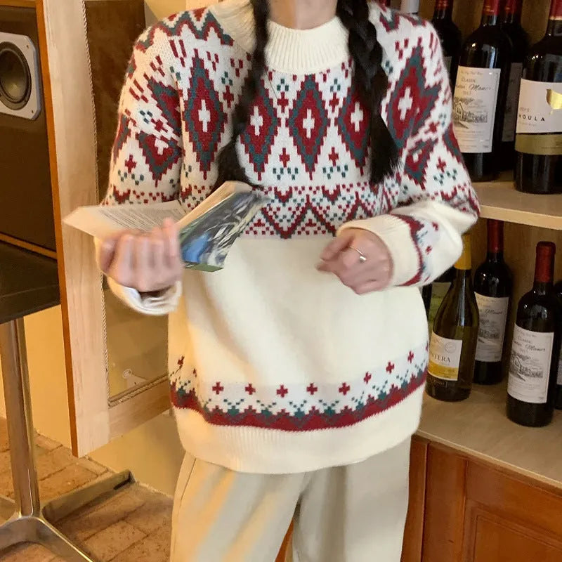 Loose striped pullover top in red or white with long sleeves and free size fit for casual retro style