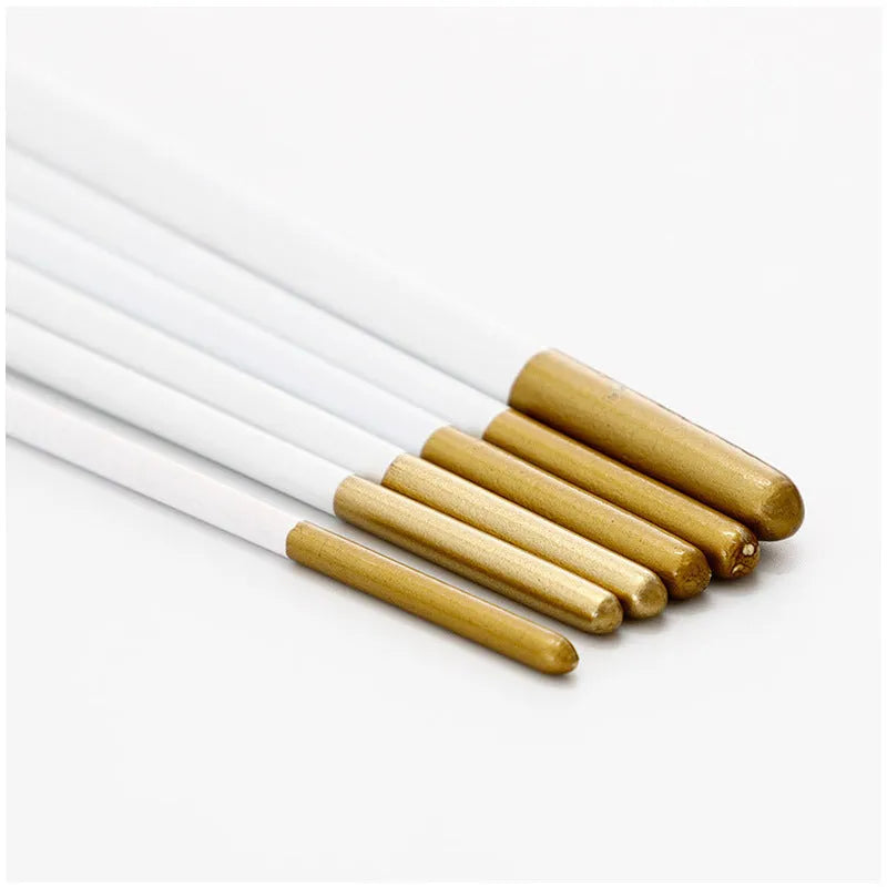Set of six paint brushes with wood handles and nylon bristles, showing different sizes from very fine to broad flat.