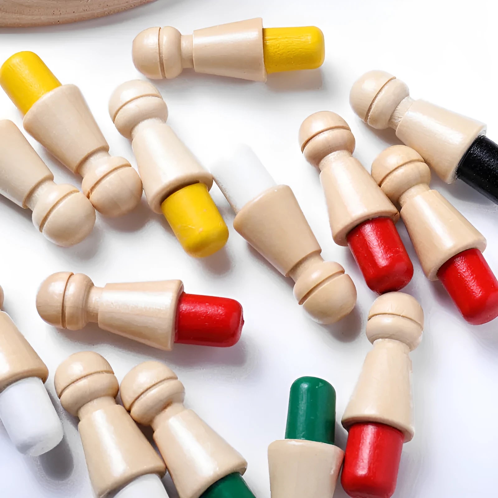 Wooden memory chess game with beech wood board and pieces for children's colour recognition education