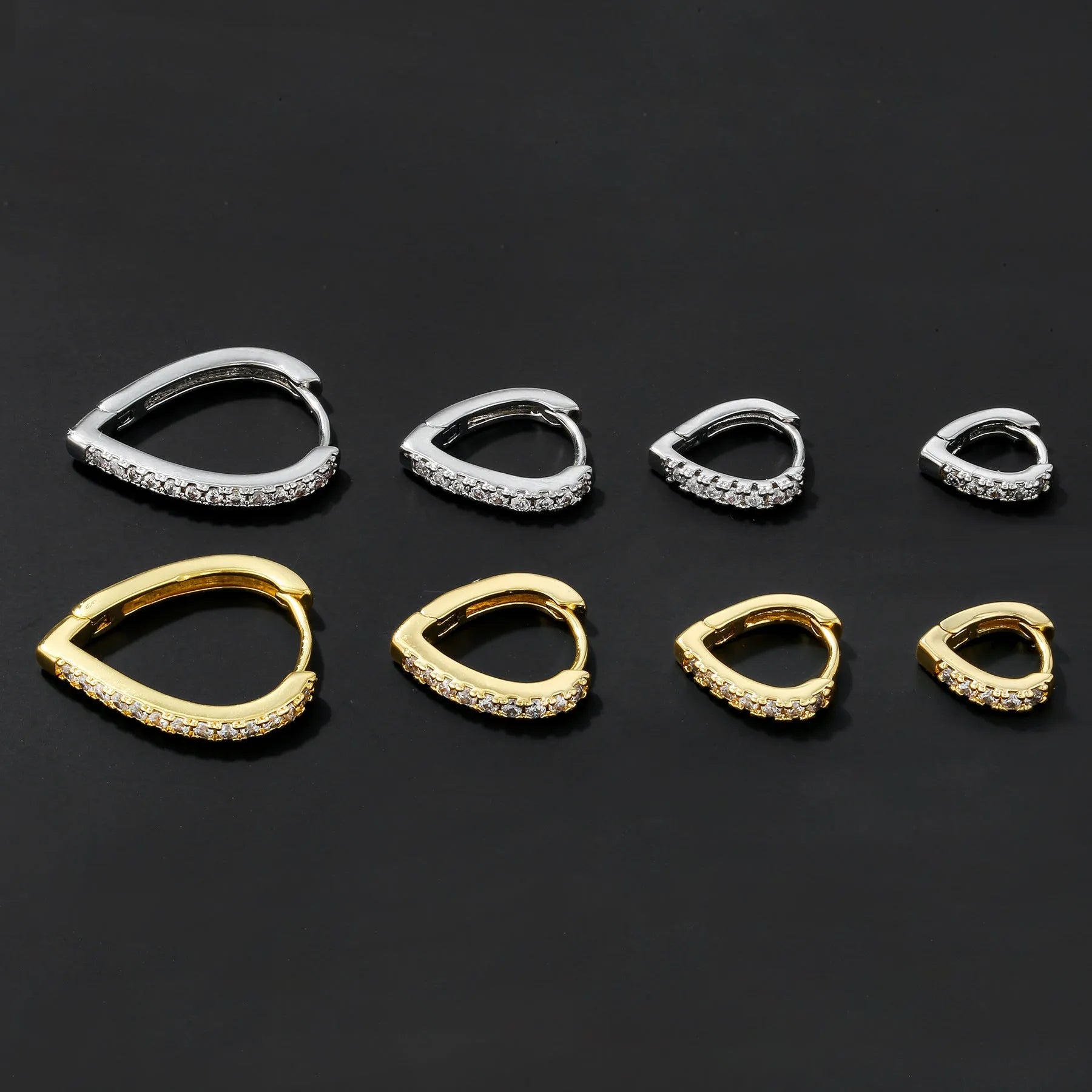 Copper geometric heart ear clip with electroplating in gold and white K colours, clip-on design for non-piercing wear
