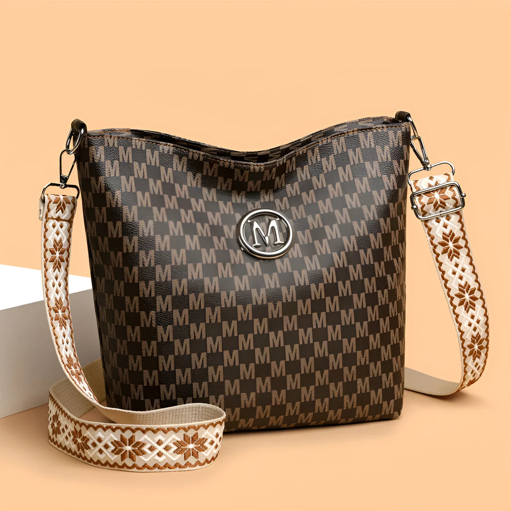 Retro dumpling-shaped PU shoulder bag in black, brown, or white with zipper change pocket