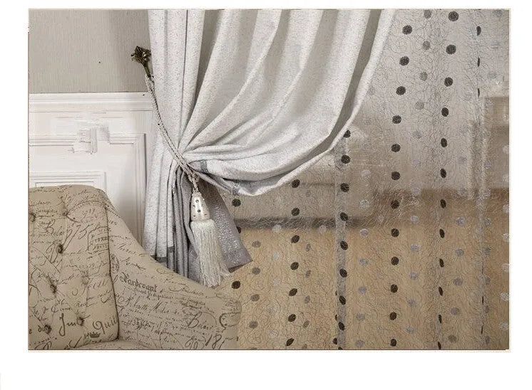 Simple blackout curtain panel showing light-blocking fabric with measurement options from 100cm to 400cm widths
