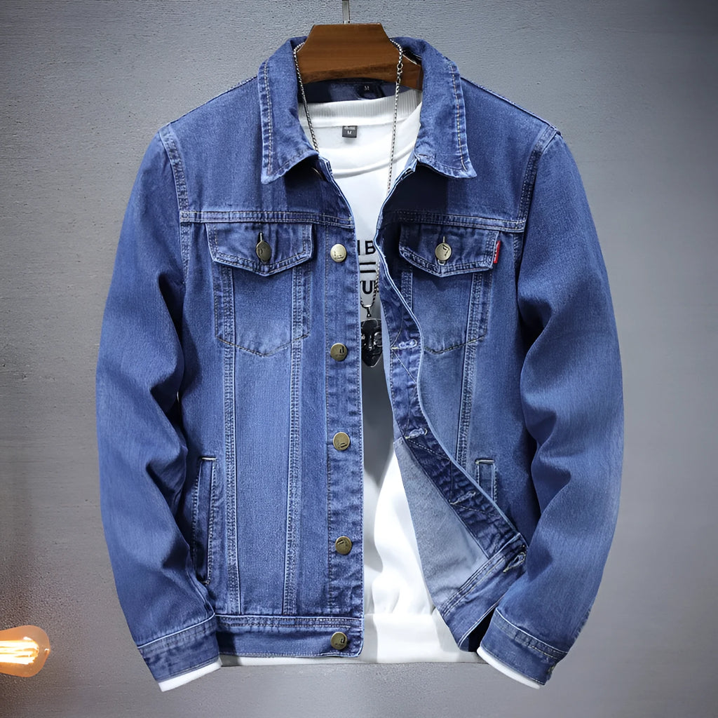 Men's denim coat in light blue or blue, loose cardigan style with round hem and side pockets, sizes M to 5XL