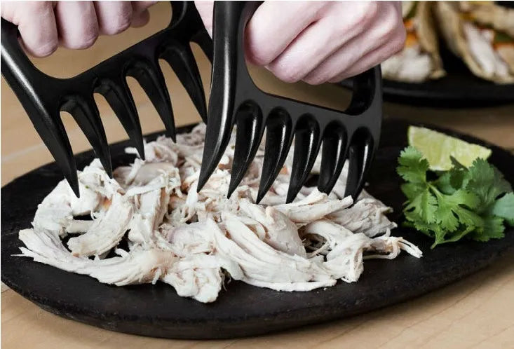 Black bear claw meat shredder barbecue tool set with two polycarbonate shredders