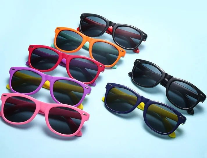 Kids polarized sunglasses with PC frame in eight colour options for children aged 3 to 12