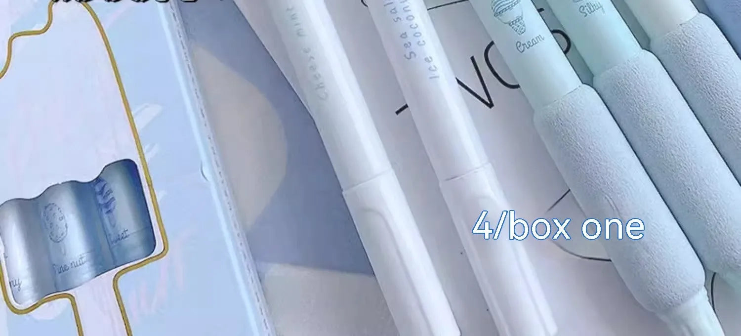 Double-headed fluorescent pen with 0.5mm plastic shell for student calligraphy practice in cheese mint and sea salt ice cup colours