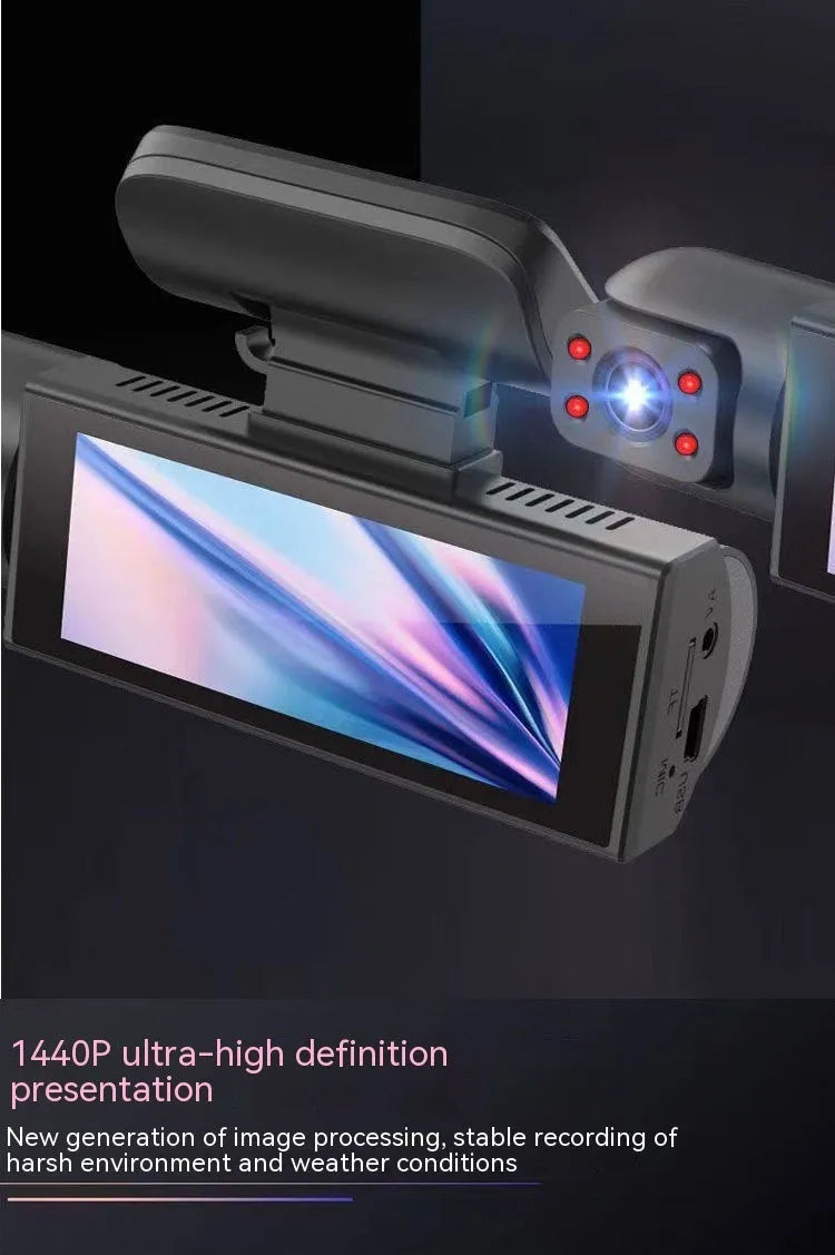 Dual-lens HD driving recorder with 3.5-inch LCD screen mounted in car
