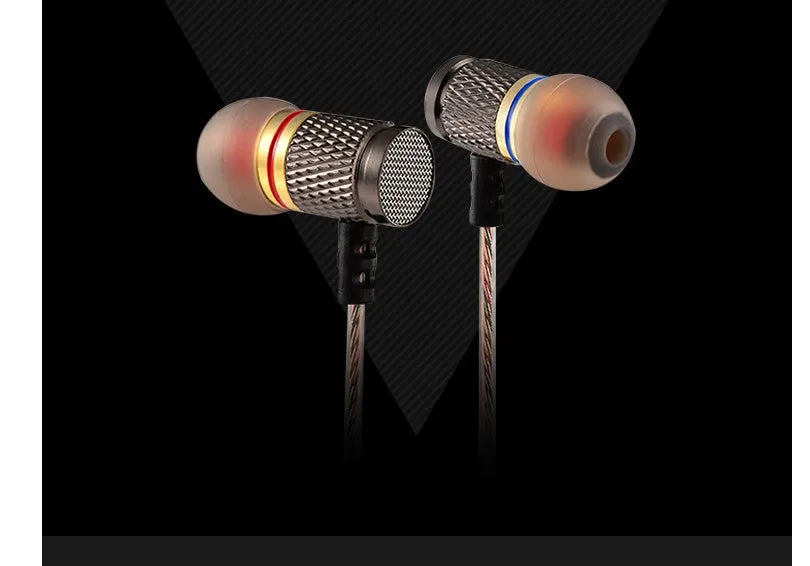 Black wired in-ear headphones with 3.5mm L-bend plug and TPE ear tips.