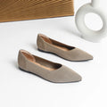 Women's flat-heel knit pumps with pointed toe in apricot colour