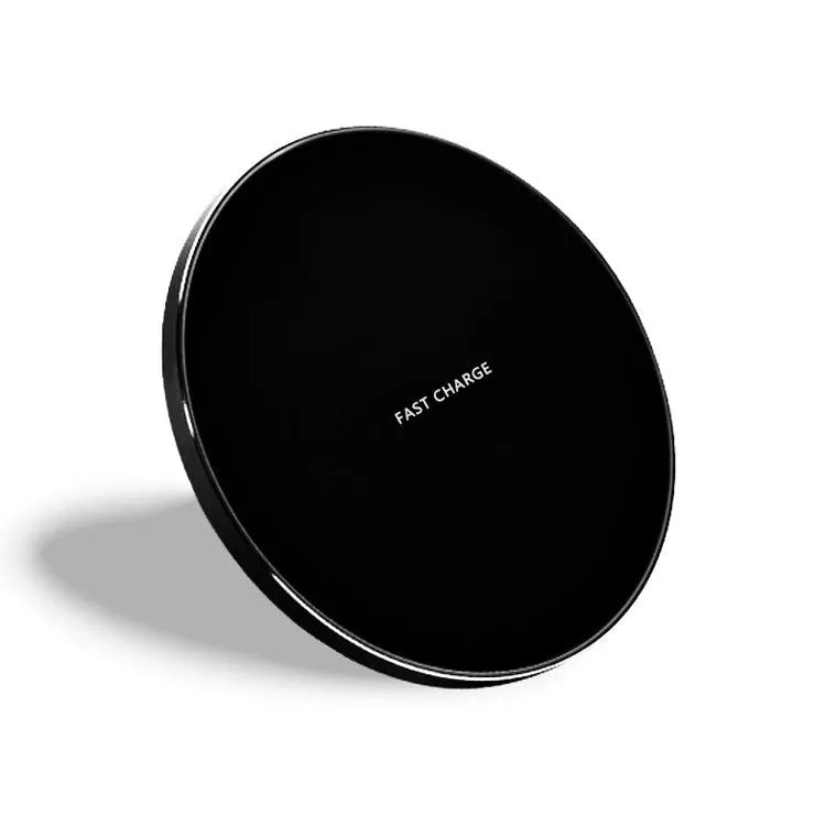 Ultra-thin wireless charging pad in black, red, white, or yellow with 98x98x6.5mm dimensions