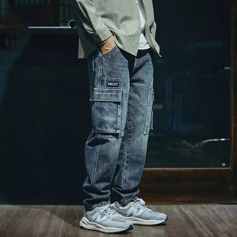 Men's blue loose straight retro denim trousers with zip fly and stretch fabric for leisure wear