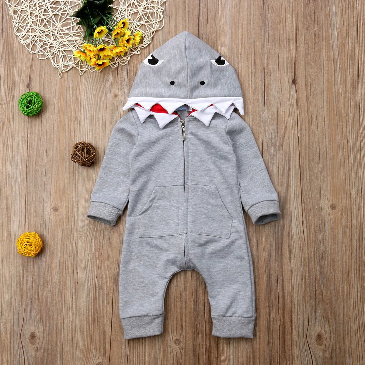 Cartoon shark hooded children's robe with long sleeves, full-length zipper, and 90% cotton fabric in gray or pink