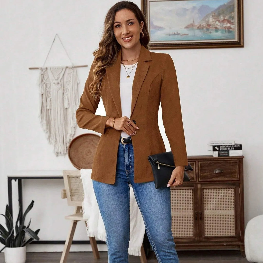 Brown lapel long sleeve single-breasted leisure suit coat with polyester and elastane fabric, shown in size L for a relaxed fit.