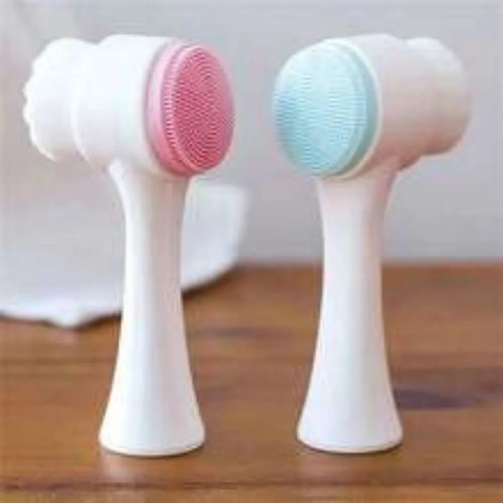 Blue pet paw brush measuring 13.5cm for dog and cat grooming with PP construction