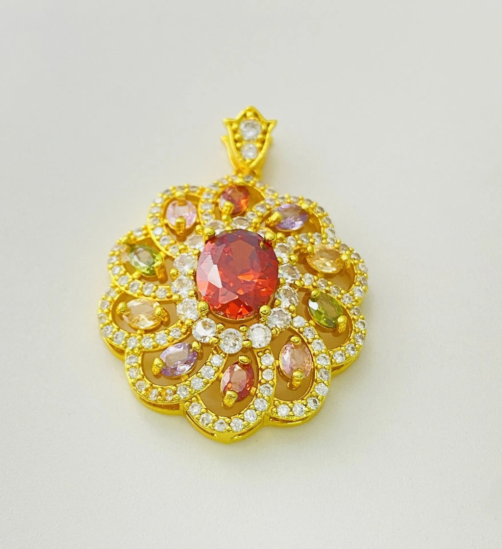 Women's zircon flower pendant necklace with electroplated finish in gold, champagne gold, or platinum colour options
